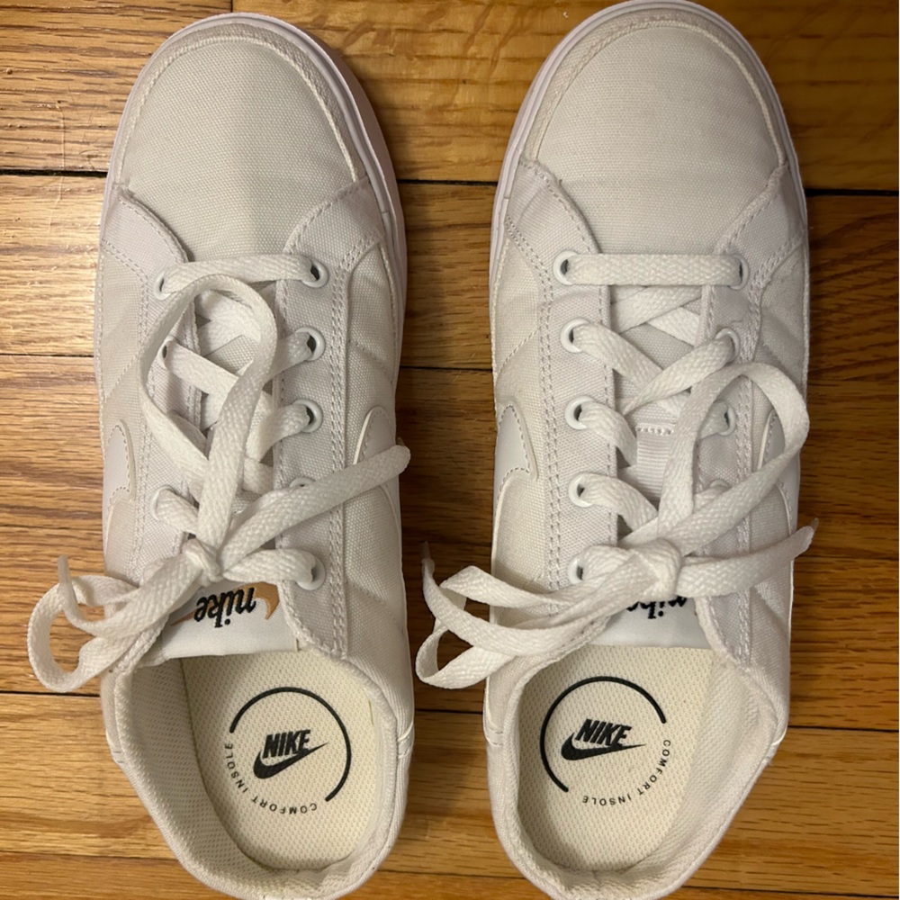 Women’s Nike Court Legacy Mule, White Canvas